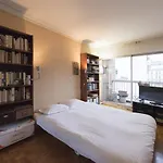 Veeve - Place De La Bastille Flat